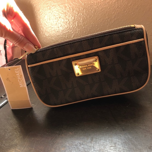 Michael Kors Handbags - Michael Kors Bag